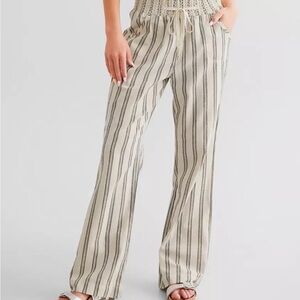 Ci Sono Linen Collection Striped Wide Leg Beach Pants Smocked Waist Coastal Core